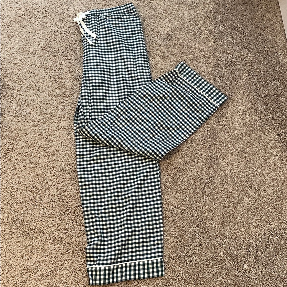 GAPbody Women’s flannel Pajama Pants
